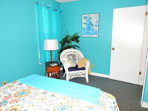 3 bedrooms, bed sheets
