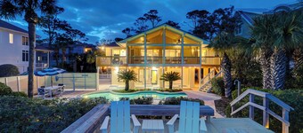 13 Dune Lane - Oceanfront, Large Screened Porch and Private Pool
