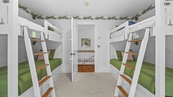 6 Schlafzimmer, Bügeleisen/Bügelbrett, kostenloses WLAN, Bettwäsche