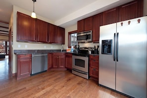Coffee/tea maker, fridge, microwave, oven - Heart of Downtown Durango - Pet Friendly Condo with Views - AC (Durango)