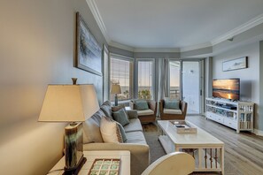 Smart TV, DVD player