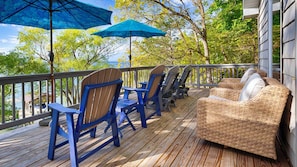 Property grounds - The Willows:"Delightful Cottage with Peaceful Sunsets" (Lodi)