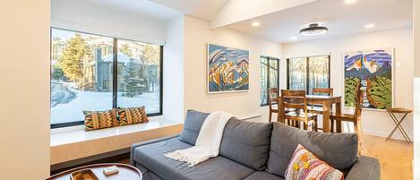 Fernseher, Kamin, Computerbildschirme