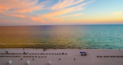 Mermaid's Hideaway PCB-Beachfront-Family Friendly Vacation Rental