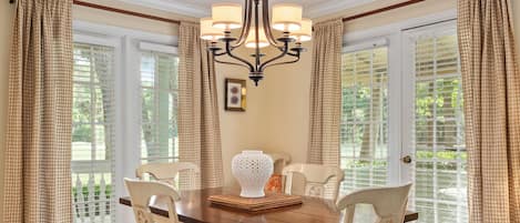 تناول الطعام