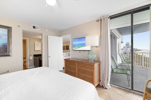 2 室のベッドルーム、アイロン / アイロン台、WiFi (無料)、ベッドシーツ