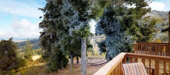 Brillante hogar familiar con vistas al valle, ubicación de esquí y jacuzzi compartido!