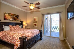 2 bedrooms, iron/ironing board, travel cot, WiFi