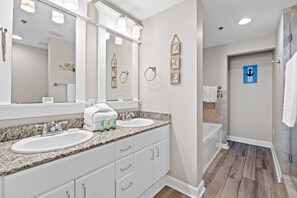 Combined shower/bathtub, towels - Free Beach Chair Service + Free Activities! Summer Deals! 17th Floor! (Panama City Beach)