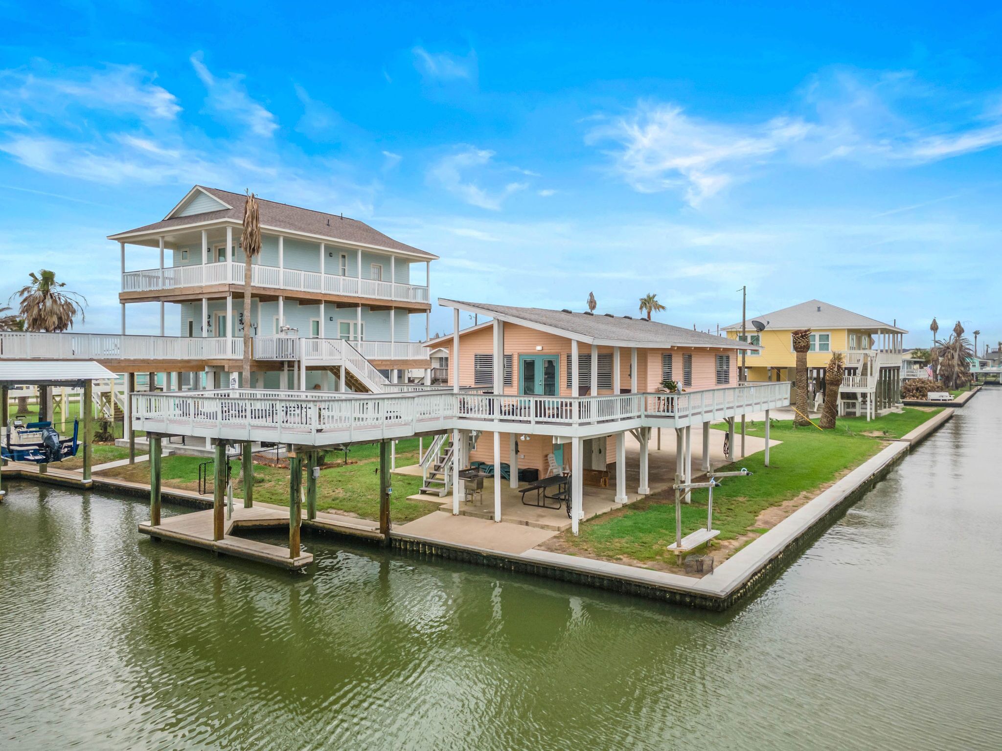 Main Canal to Galveston Bay - Pet Friendly - GREAT FISHING