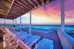 Terrace/patio - Storks Nest - 30A Beachfront Home with Private Pool & Direct Beach Access (Santa Rosa Beach)