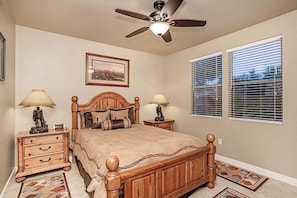 3 bedrooms, desk, iron/ironing board, free WiFi