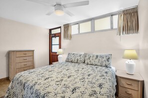 1 bedroom, iron/ironing board, internet, bed sheets