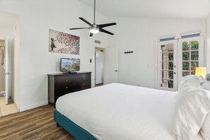 3 habitaciones, escritorio, tabla de planchar con plancha y wifi gratis 