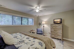 2 bedrooms, iron/ironing board, free WiFi, bed sheets