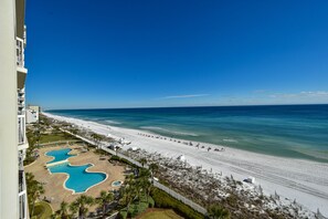A beachfront hotel with a pool area, beach access, and ocean views. - 8th Floor Beachfront Condo w/ Easy Beach Access in Destin! 🌴🌅🐬 (Destin)