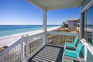 Property grounds - Gulf front! Pet Friendly! Beach House 30A Unit #2 - Gulf Front, Dune Allen Beach (Santa Rosa Beach)