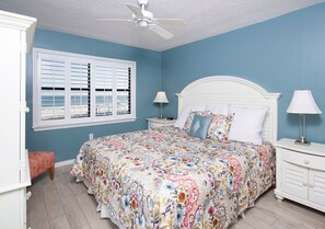 2 bedrooms, iron/ironing board, Internet, bed sheets