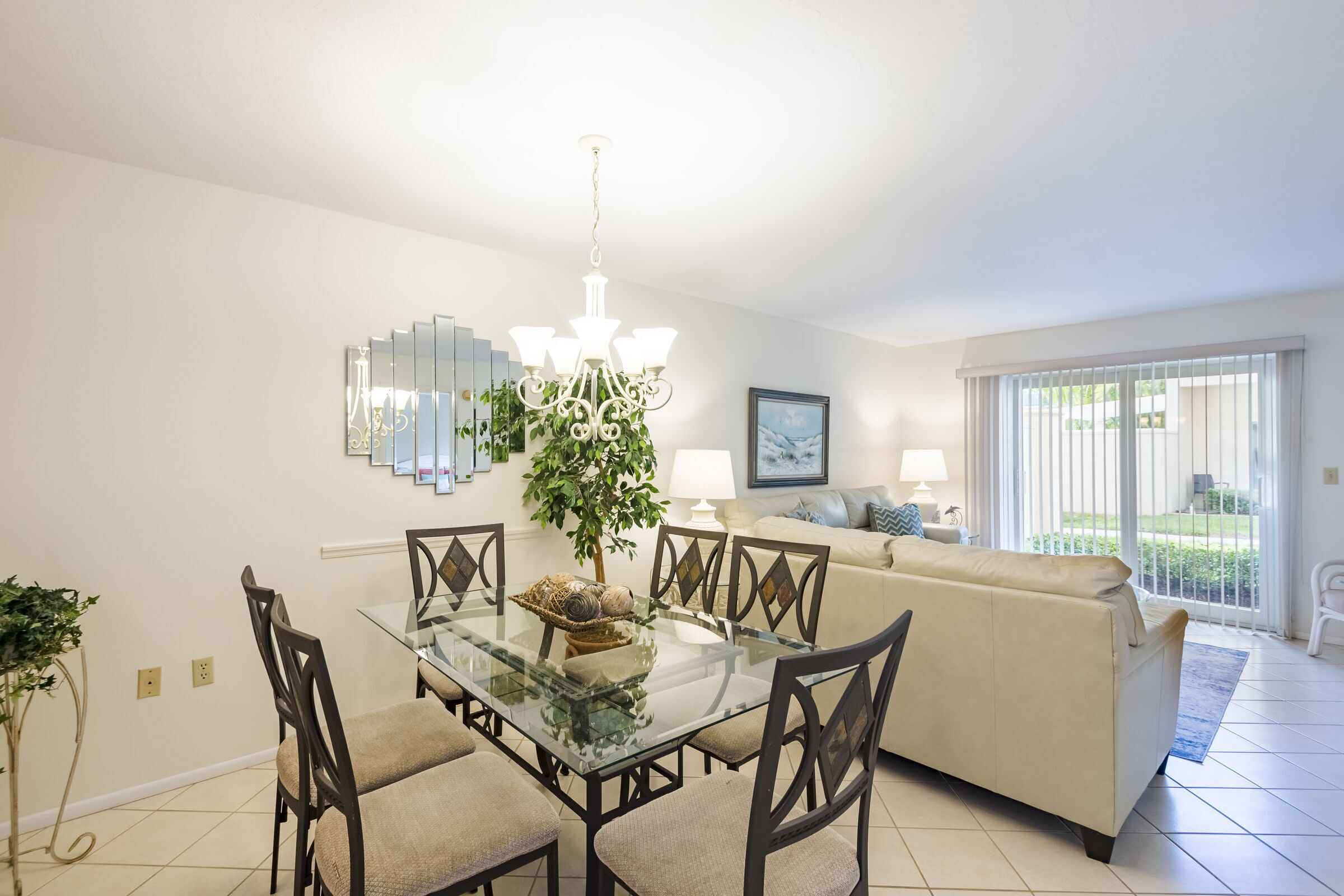 Charming 2br Bayside Condo In Sarasota, Perfect For A Family Getaway. - Siesta Key, FL