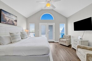 6 bedrooms, iron/ironing board, free WiFi, bed sheets