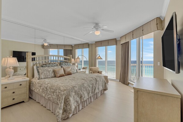 3 عدّة غرف نوم ومكواة/لوح كي وواي فاي مجانًا وملاءات أسرّة