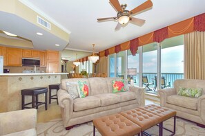 Smart TV, DVD player