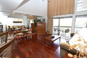 TV, DVD player - Kihei Garden Estates #C-208 Fully Renovated Loft-Style unit, Shared Hot Tub (Kihei)