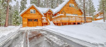 Lovely mountain cabin with hot tub, pools, sauna & dock - near skiing, golf