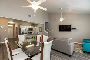 Interior - Poolside escape at Nemo Cay Resort – family-friendly beach retreat (Corpus Christi)