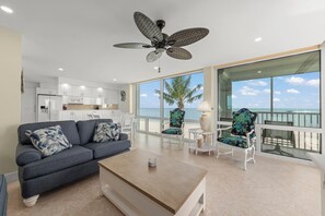 TV, DVD player - Island Beach Club #360D is a 2/2 vacation rental on Sanibel Island! (Sanibel)