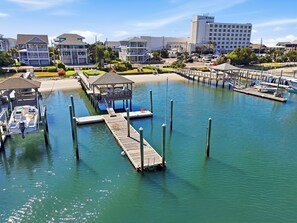 Marina - Conley A Sound Front Townhome with Boat Slip! (Wrightsville Beach)