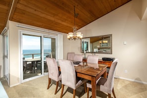 Dining - Above the Waves - Views! Pool! Beach! Tennis! (Solana Beach)