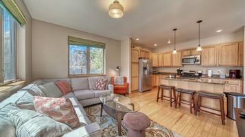 TV, DVD player, stereo