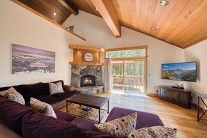 TV, fireplace, offices