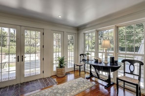 Dining - Premium DOG FRIENDLY 4th Row Ocean Sea Pines Home with a Private Pool & Spa (Hilton Head Island)