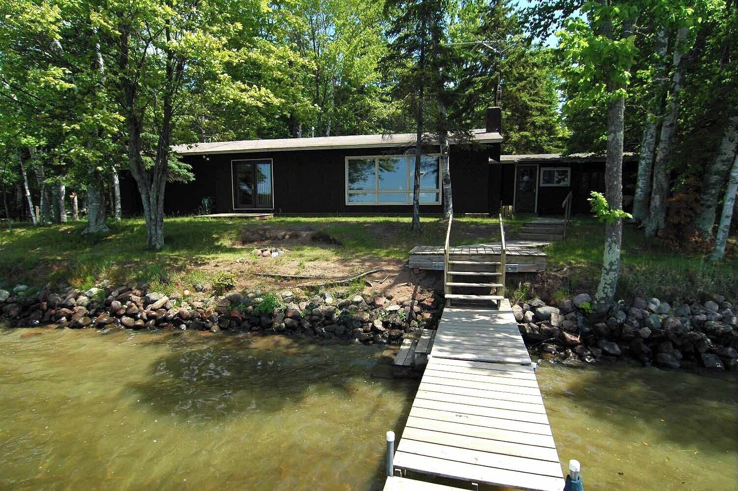 Seidls 3 bedroom, 2 bath ranch style home on Mumm’s Bay