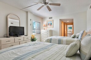 4 bedrooms, iron/ironing board, free WiFi, bed sheets