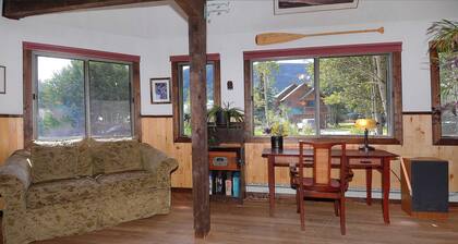 Pooches Paradise, Elk Ave location! Dog friendly!