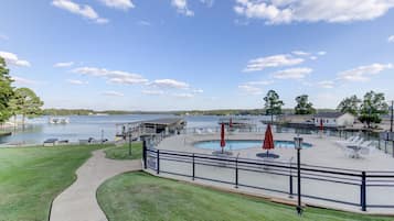 Alberca al aire libre