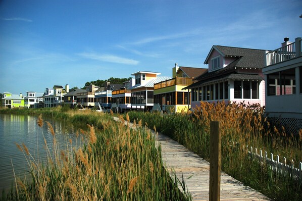 Exterior - Starry Nights at Beachwalk • Sleeps 18 by Lake Michigan (Michigan City)