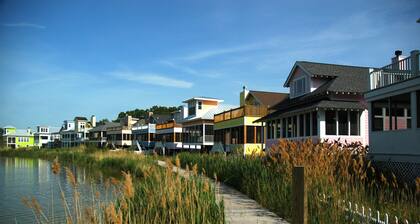 Starry Nights at Beachwalk • Sleeps 18 by Lake Michigan