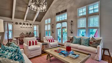 House, 4 Bedrooms | Living area | TV