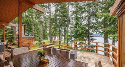 Lakefront Mt Retreat | Peaceful Views, Spa/GameRm + Arrive & Leave at 1PM