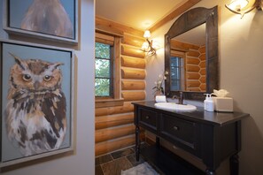 花灑/浴缸組合、風筒、提供毛巾