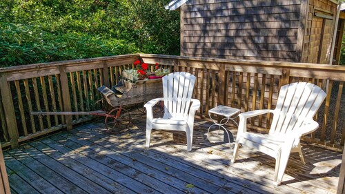 Beautiful Garden home by the Bay!