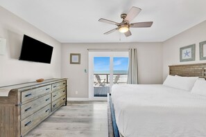 3 bedrooms, iron/ironing board, free WiFi, bed sheets - Gulf Front | Pet Friendly | Fort Morgan Retreat (Gulf Shores)