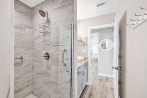 Towels - Gulf Front | Pet Friendly | Fort Morgan Retreat (Gulf Shores)