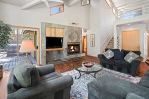 TV, fireplace, DVD player