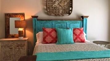 3 bedrooms, internet, bed sheets