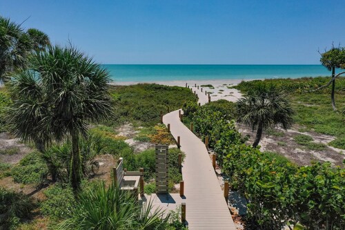 South Seas Beach Villa 2424 -Captiva Island gulf front beach vacation rental